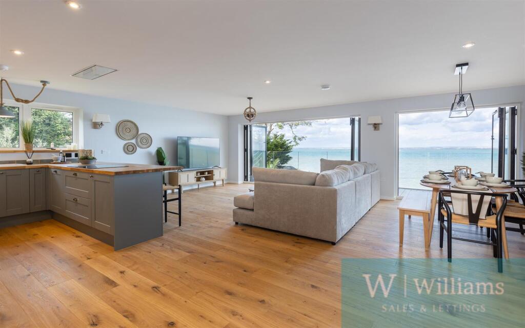 House in Wootton, Isle of Wight - View 5