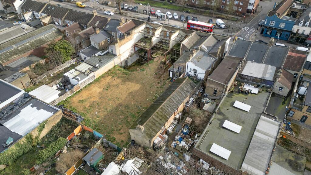 14725_729_Romford_Road_E12.jpg
