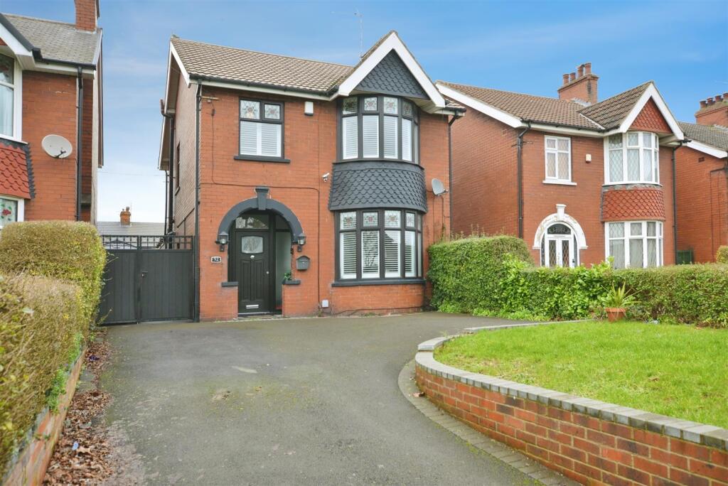 Main image of property: Doncaster Road, Scunthorpe