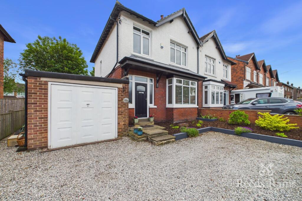 Main image of property: Kingsway, Ossett, West Yorkshire, WF5