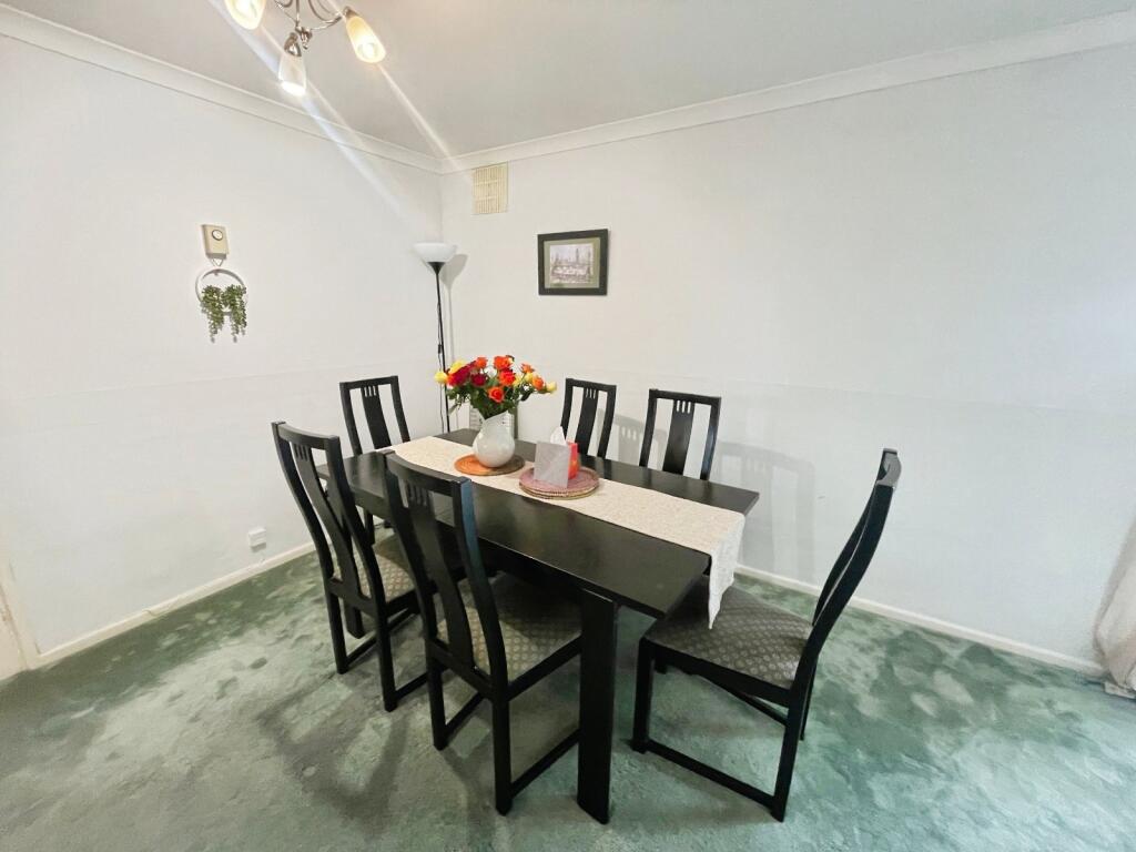 Apartment in Manchester, Chorlton-cum-Hardy - View 4
