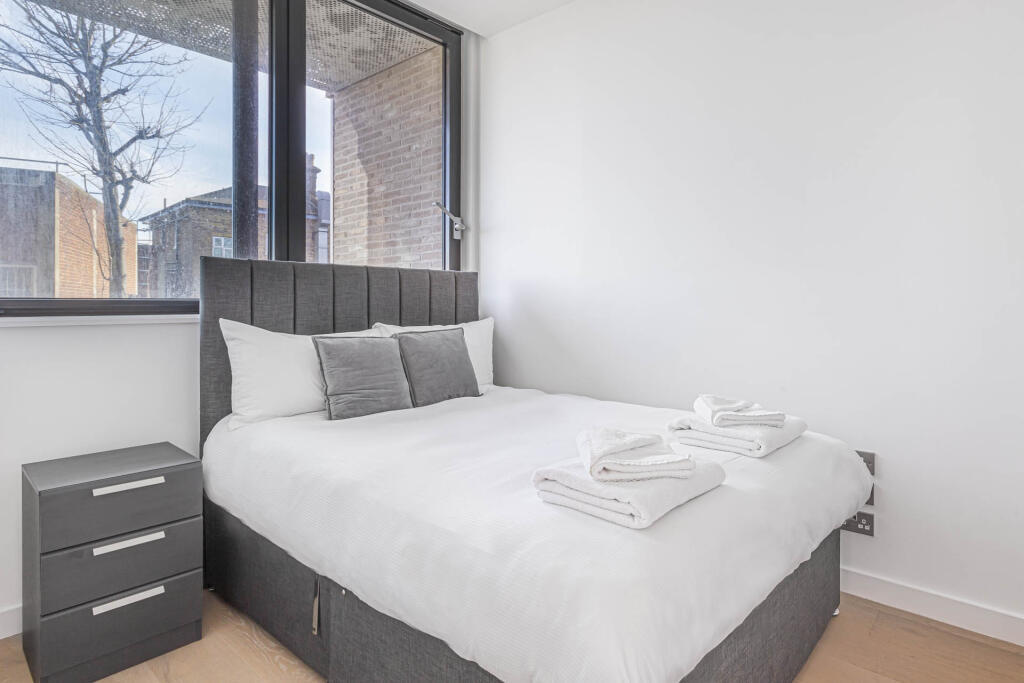 Main image of property: Hill House, Highgate Hill, Islington, London