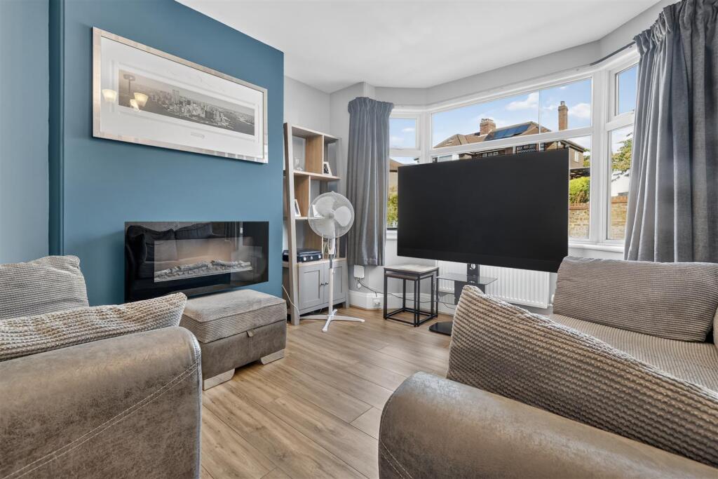 House in York - View 3