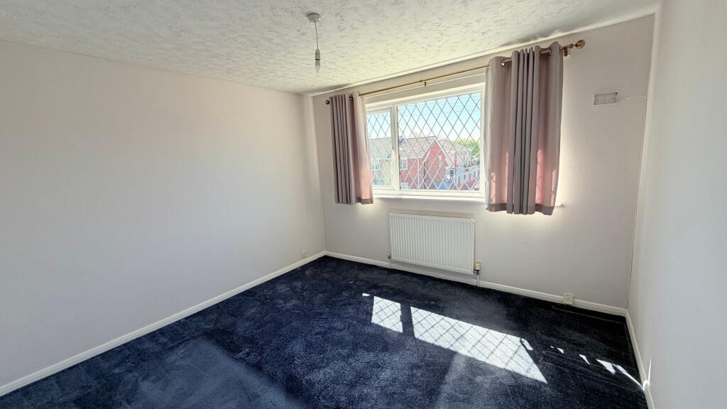 House in Grimsby, Wybers Wood - More