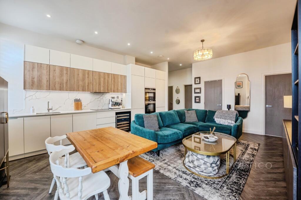 Holt Gardens, London, SW17 - View 3