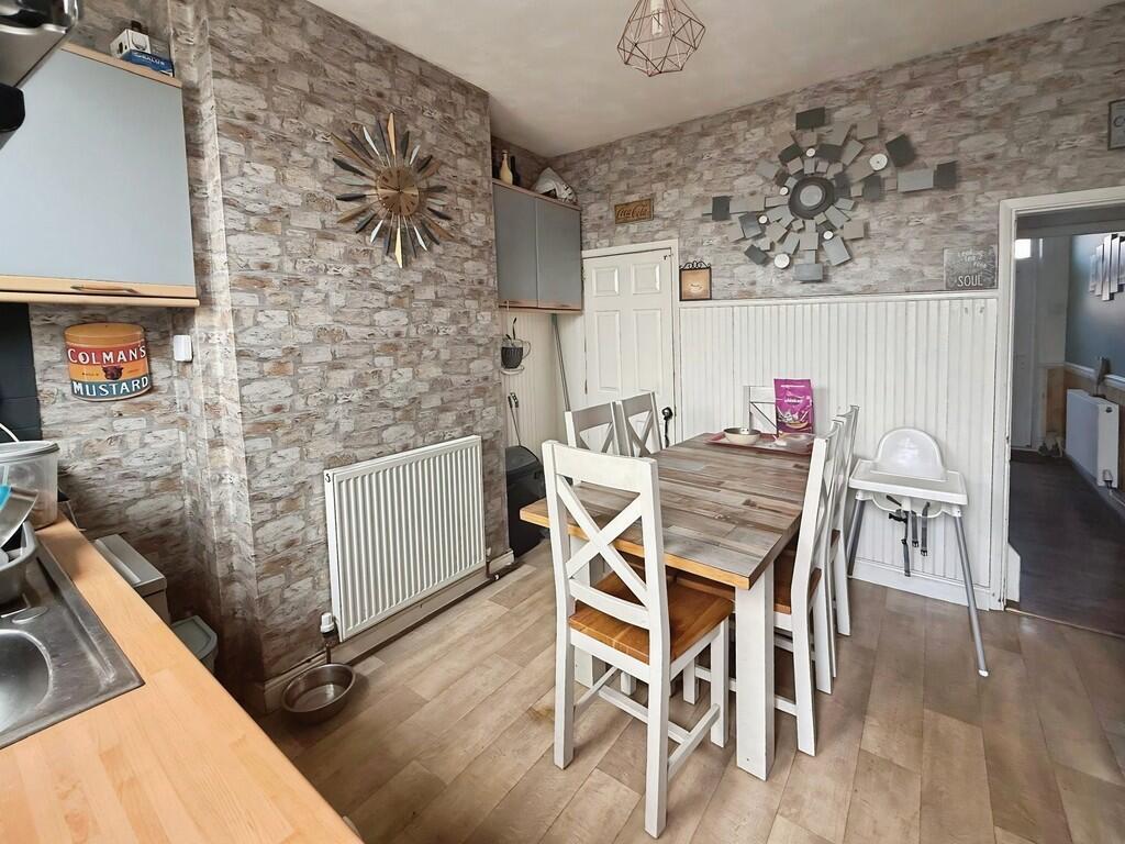 House in Nottingham - View 5