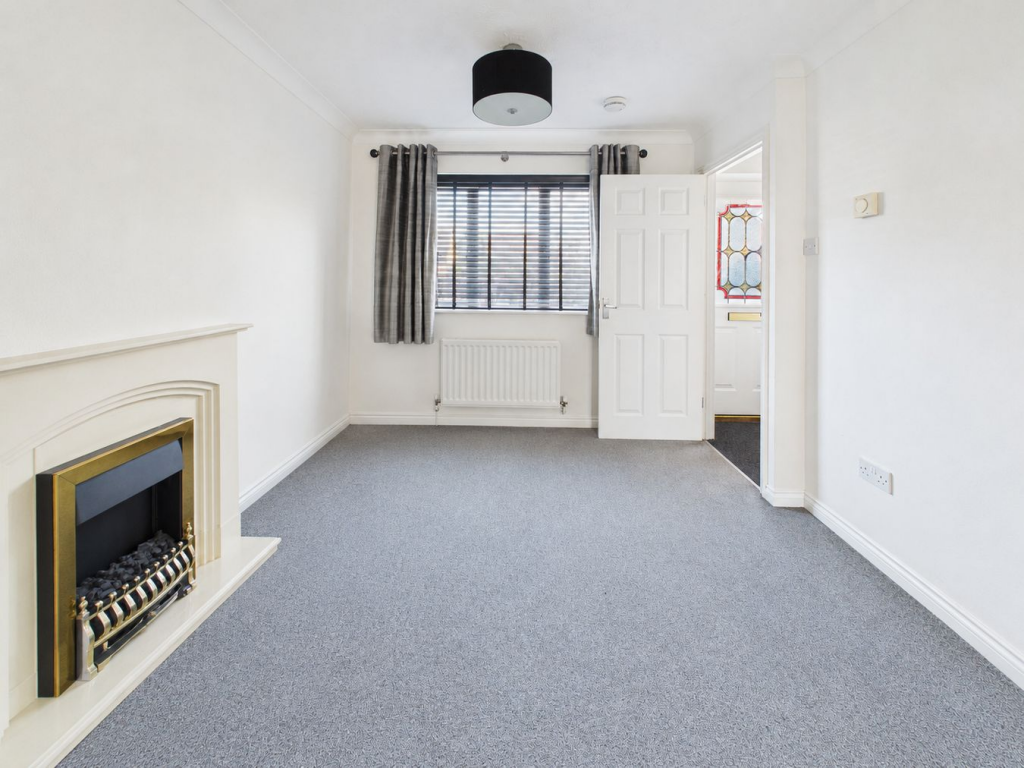 House in Biggleswade, Central Bedfordshire - More