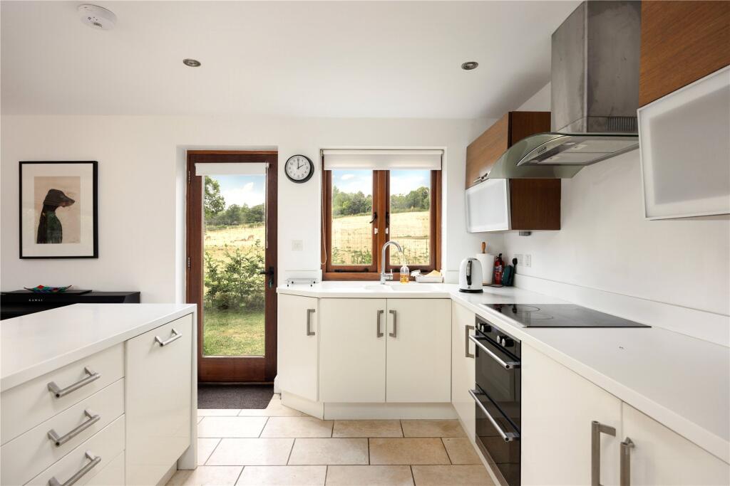 House in Vale of White Horse, Sunningwell - View 3