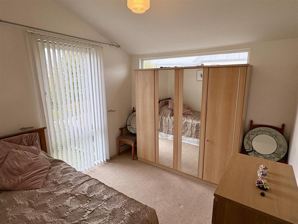 Lloyd Wright Avenue, Beswick, Manchester – pohled 6