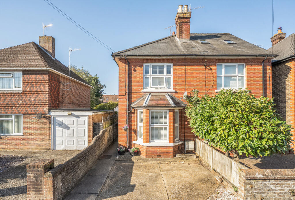 Main image of property: Lumley Road, Horley, Surrey, RH6