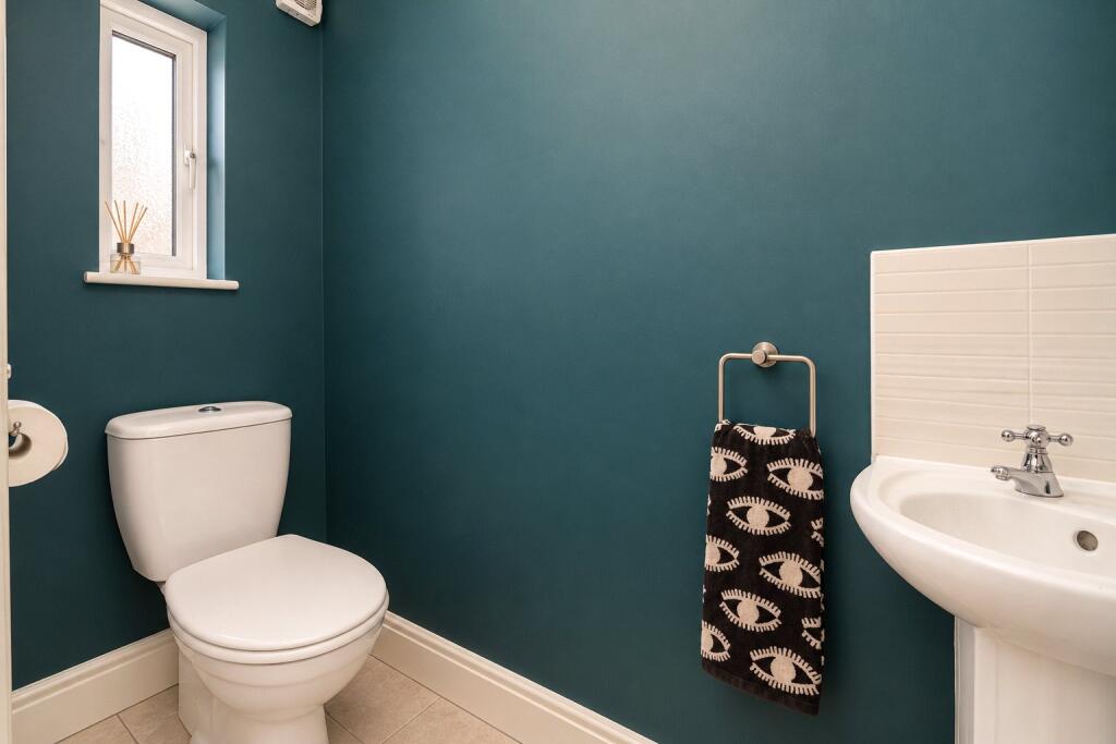 House in Leicester - View 5