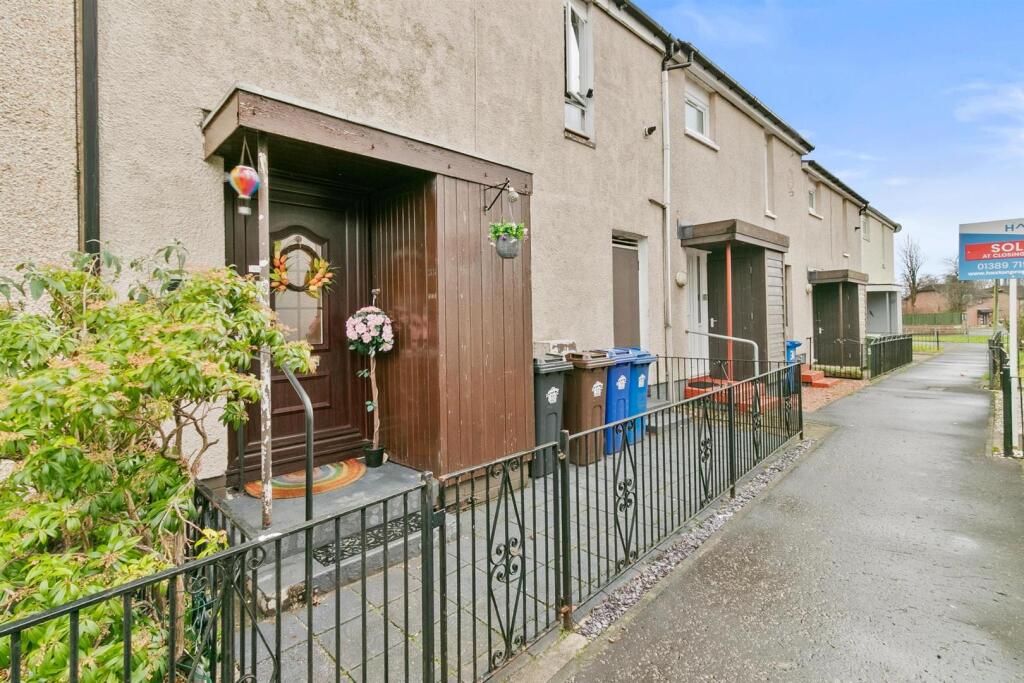 Main image of property: MacDonald Walk, Balloch, Alexandria G83 8QH