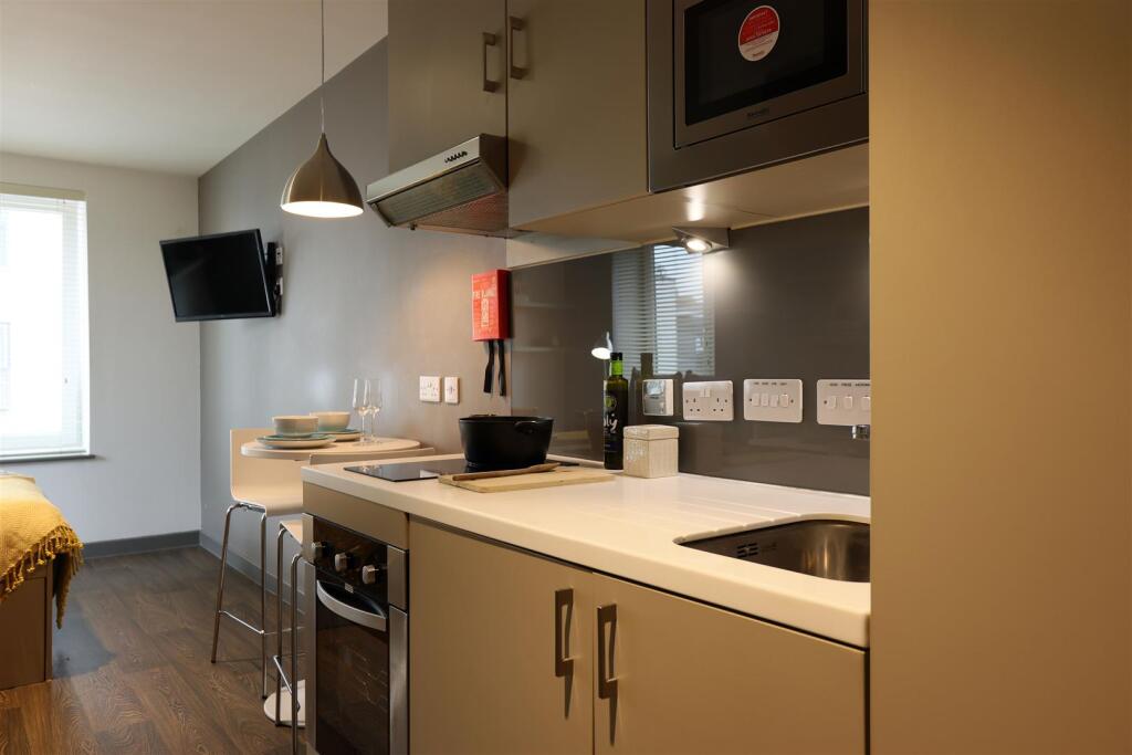 Apartment in Newcastle upon Tyne, Shieldfield - View 5