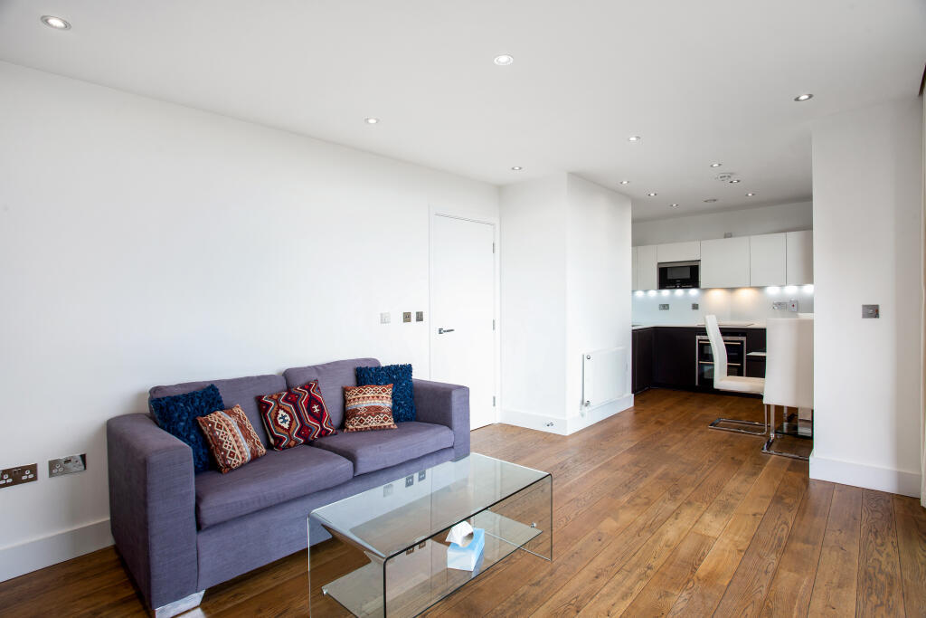 Apartment in London - View 5