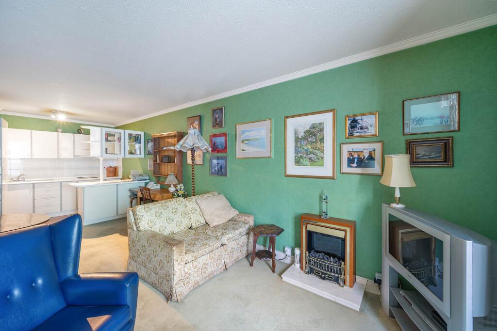 Apartment in London - View 4