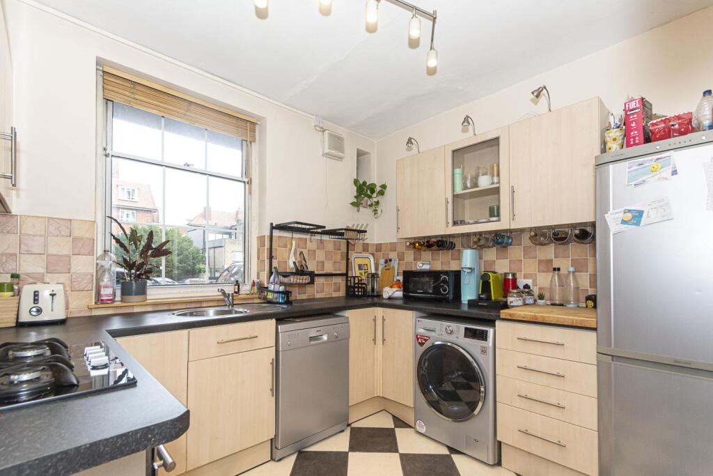 Apartment in London, William Bonney Estate, Clapham - View 4