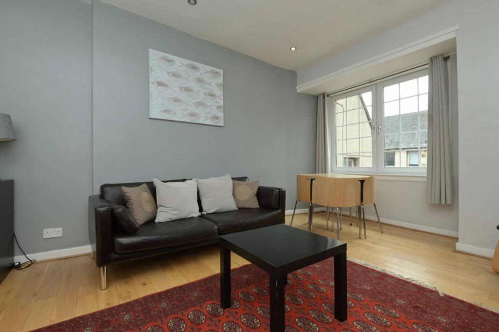 Apartment in Edinburgh - View 3