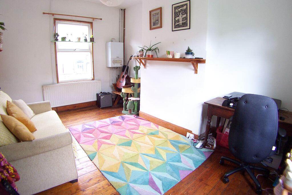 Broomfield Place, Leeds photo 3