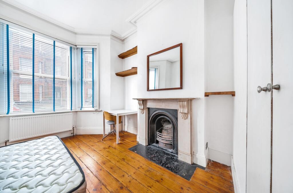 Apartment in London - View 4