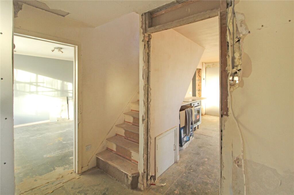 House in Southend-on-Sea, Essex - More