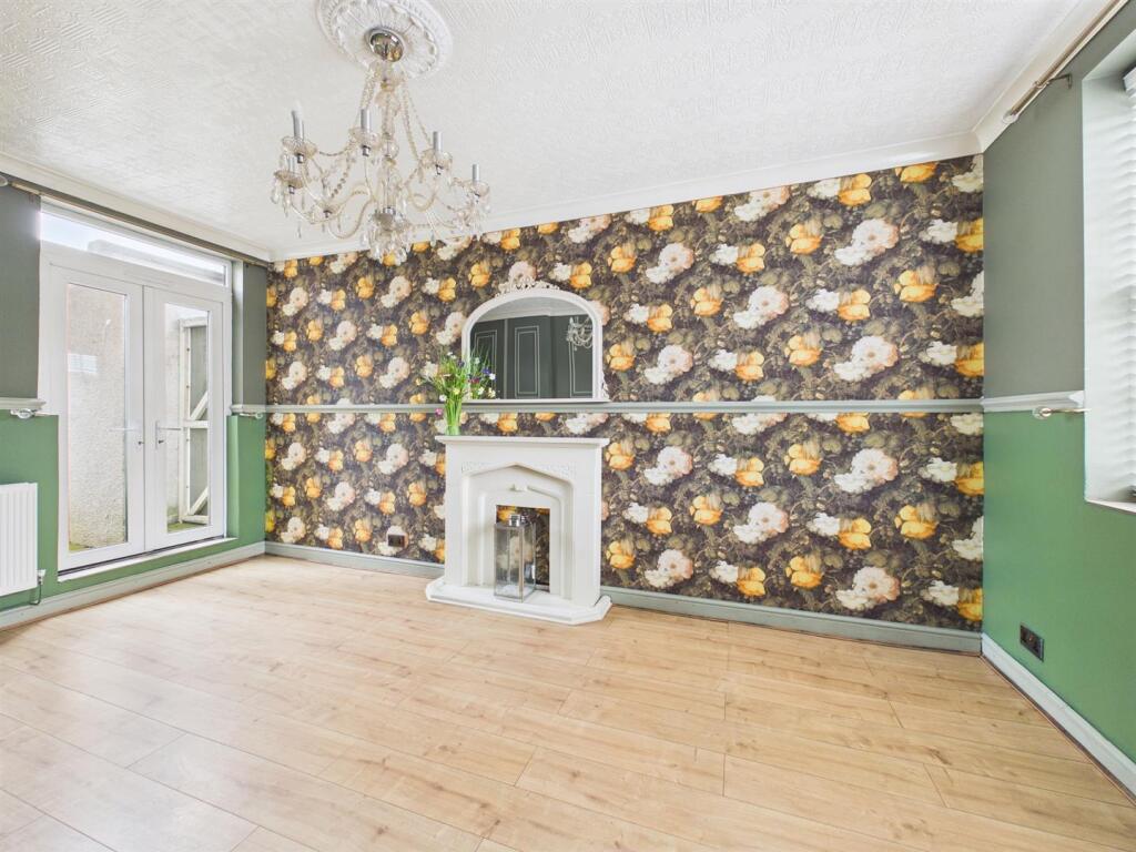 House in Porthcawl, Nottage - View 4