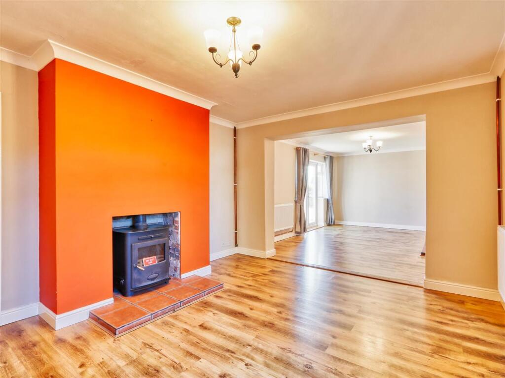 House in North East Derbyshire, Pilsley - View 5