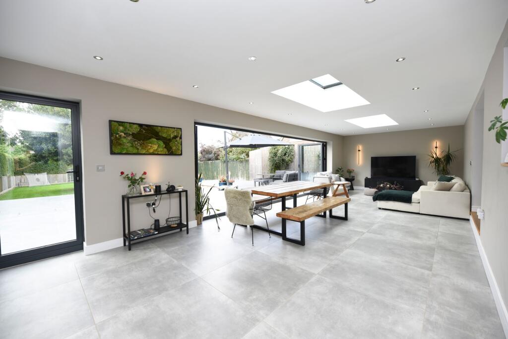House in Peterborough - View 4