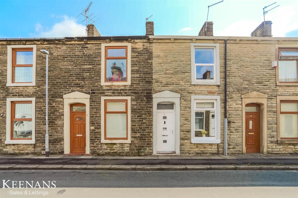 House in Hyndburn, Lancashire - View 4