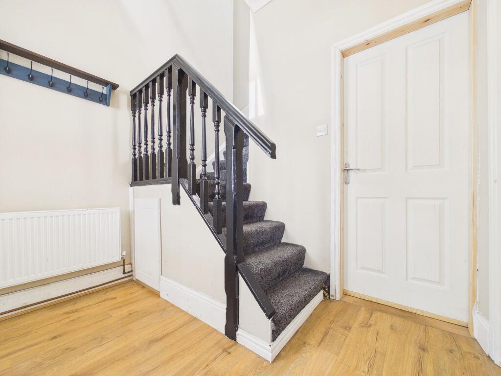 House in Gateshead, Deckham - More