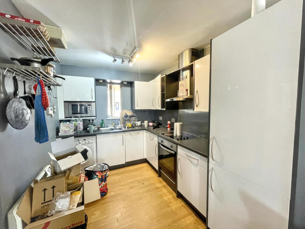 Apartment in Birmingham, Chinese Quarter, Jewellery Quarter - View 3