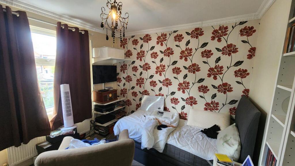 House in Leicester - View 5