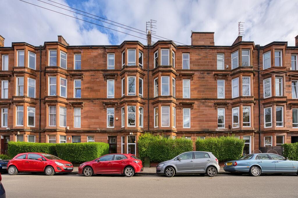 Main image of property: 55 Waverley Gardens, Flat 0/2, Shawlands, Glasgow, G41 2DP