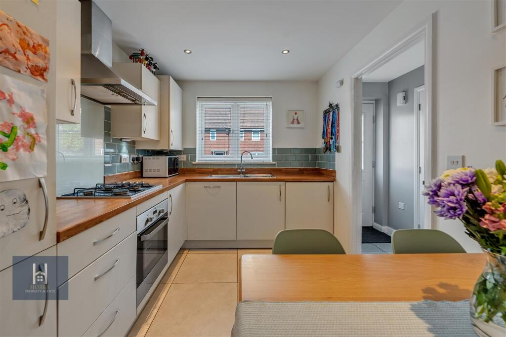 Dingley Lane | Yate photo 4