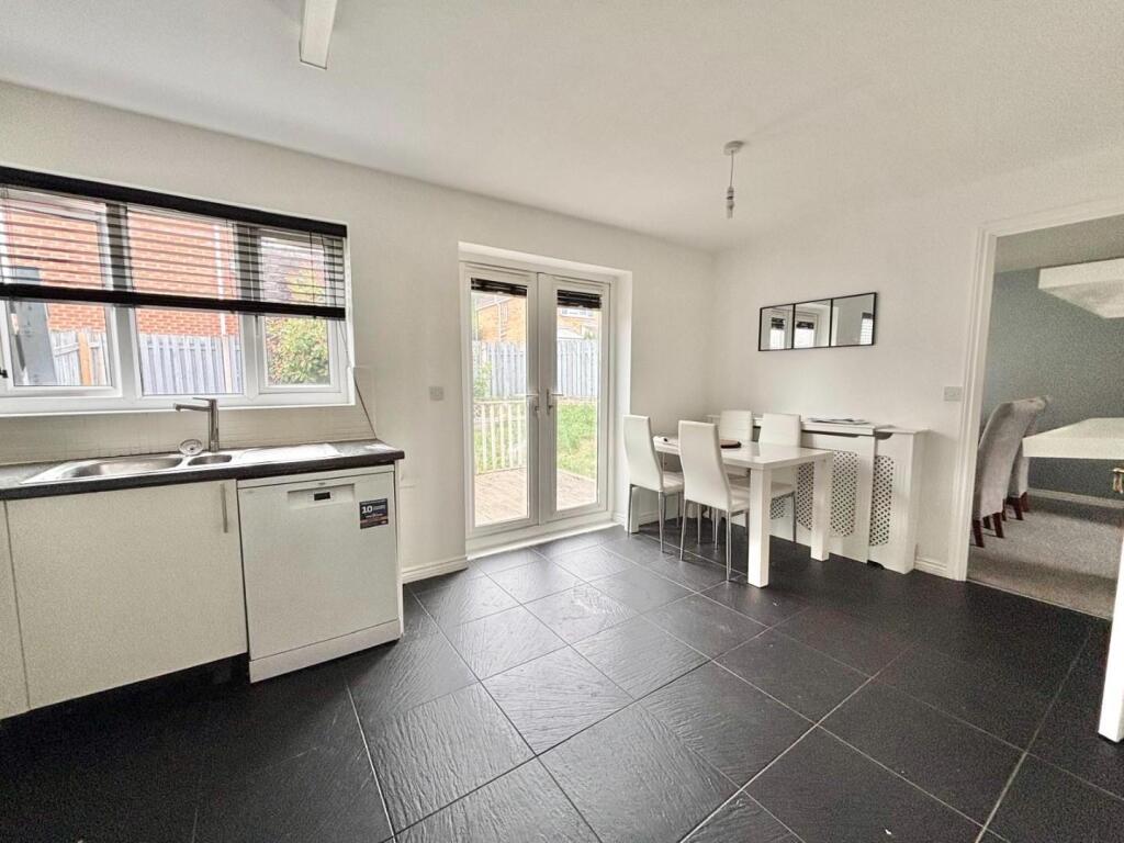 House in Barnsley, South Yorkshire - More