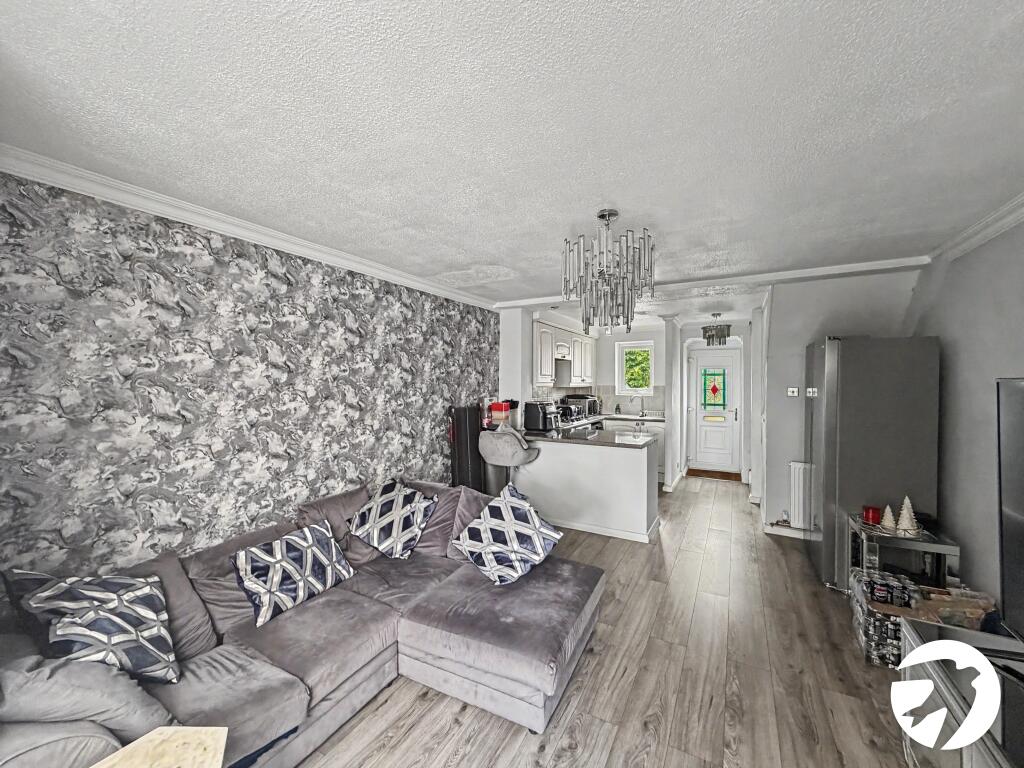House in Chatham, Wayfield - More