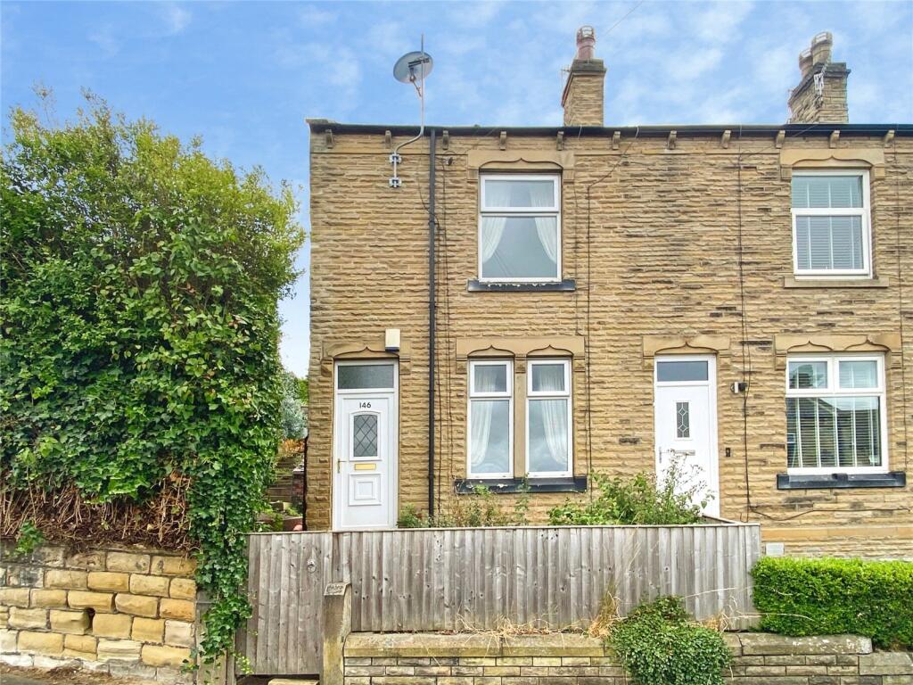 Main image of property: Commonside, Batley, WF17