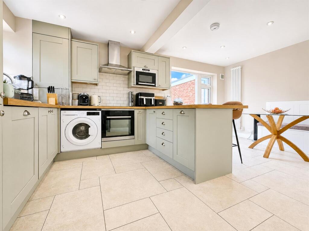 House in Fareham, Portchester - View 3
