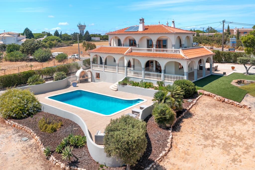 Main image of property: Algarve, Lagoa
