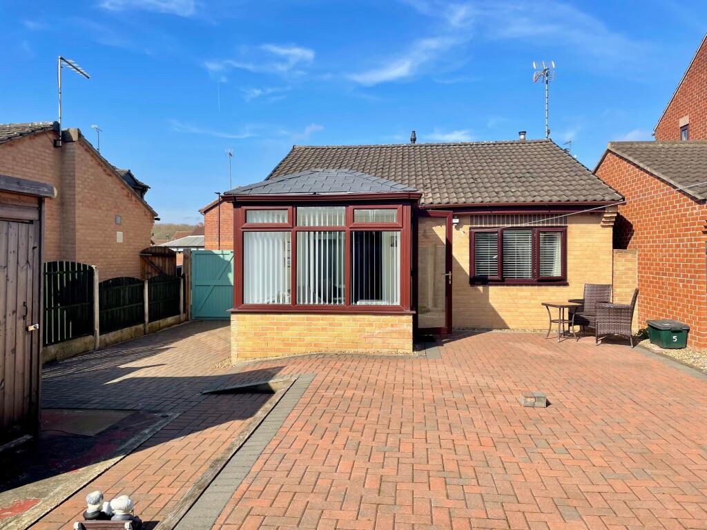 Pasture Close, Armthorpe, DN3 photo 3