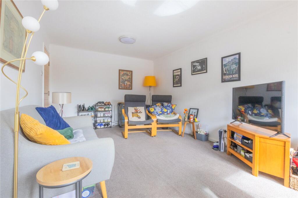 Bamford Court, Bamford, Rochdale, OL11 photo 4