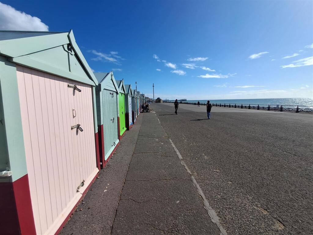 Kingsway, Hove - View 2