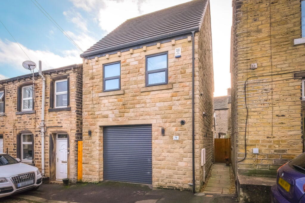 2-bed detached on Baker Street, Huddersfield, HD3, £179,950