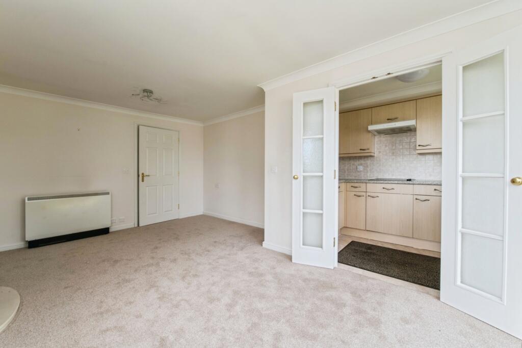 Apartment in Exeter - View 4
