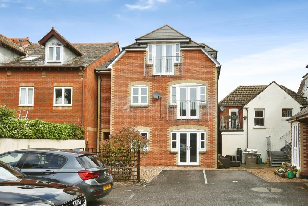 Main image of property: Shore Road, Warsash, Southampton, Hampshire, SO31