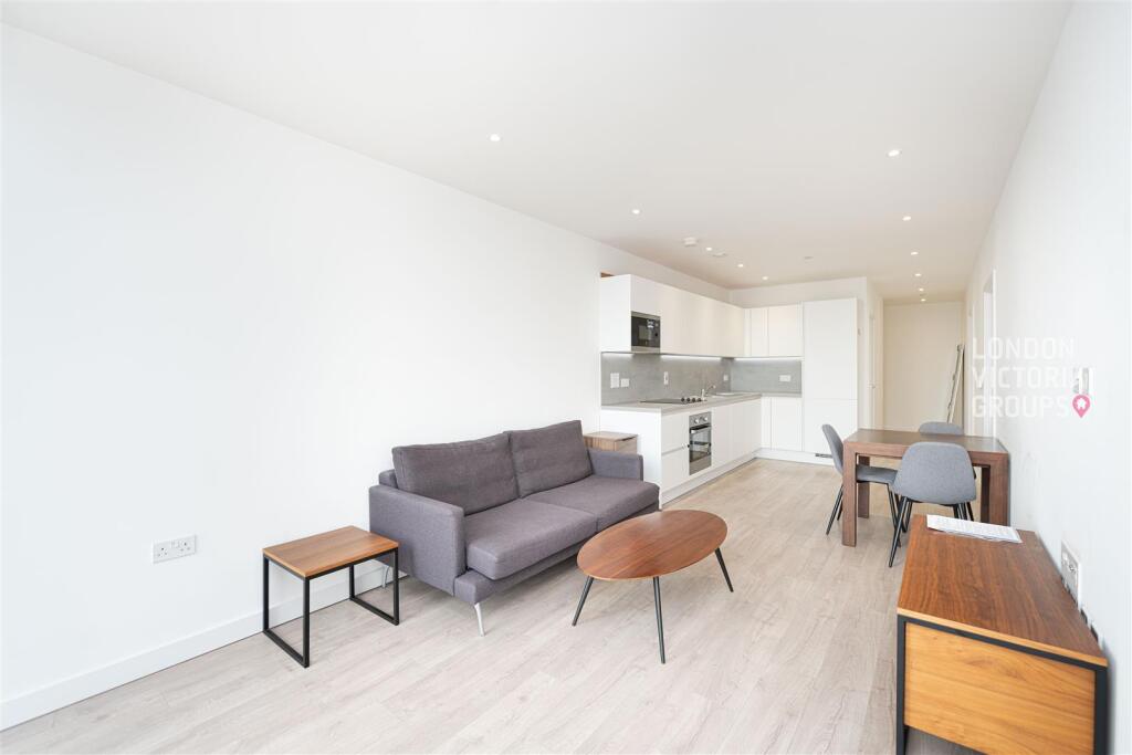Bryant Apartments, Perceval Square, College Road, HARROW, HA1 photo 3