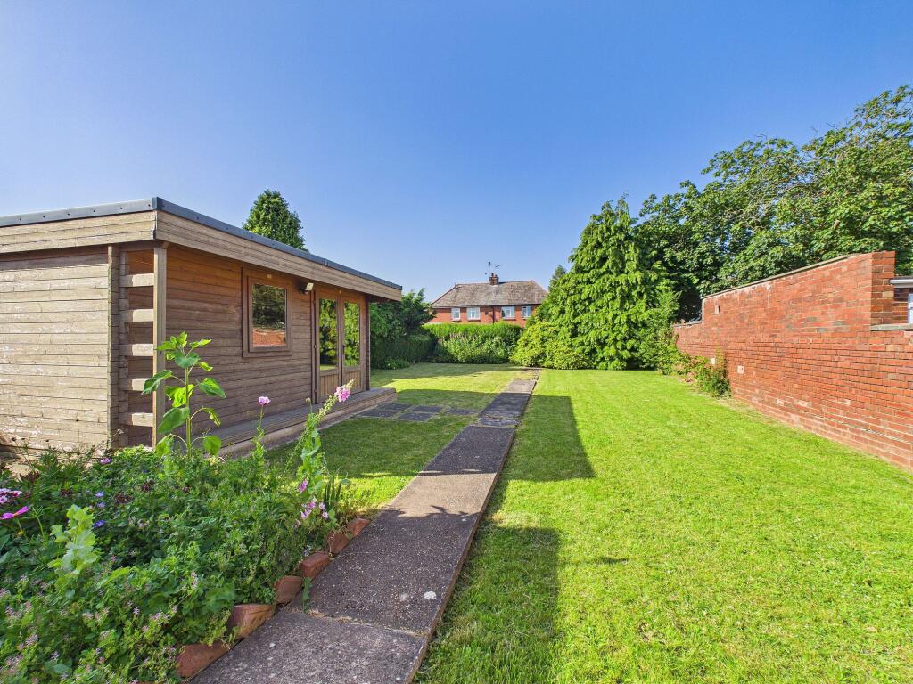 Wilson Avenue, Kirkby-In-Ashfield, NG17 photo 4