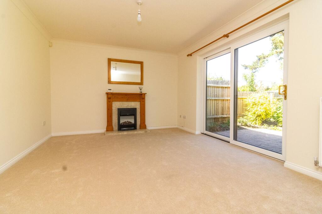 Highgrove Crescent, Leicester, LE2 photo 3