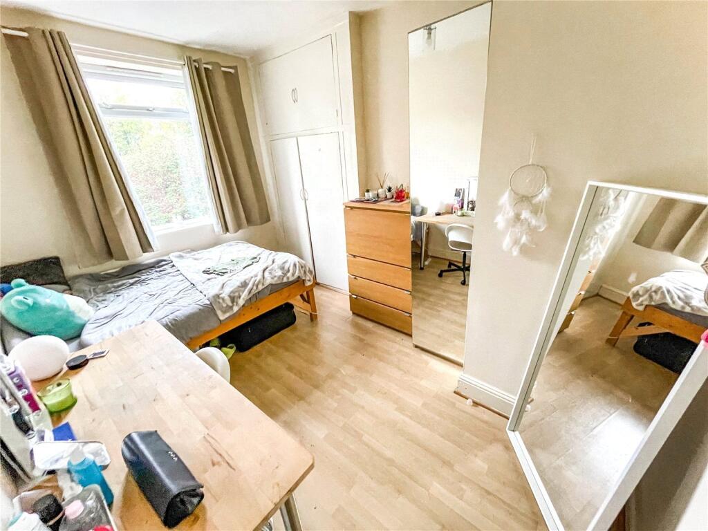1 bedroom semi-detached house for rent