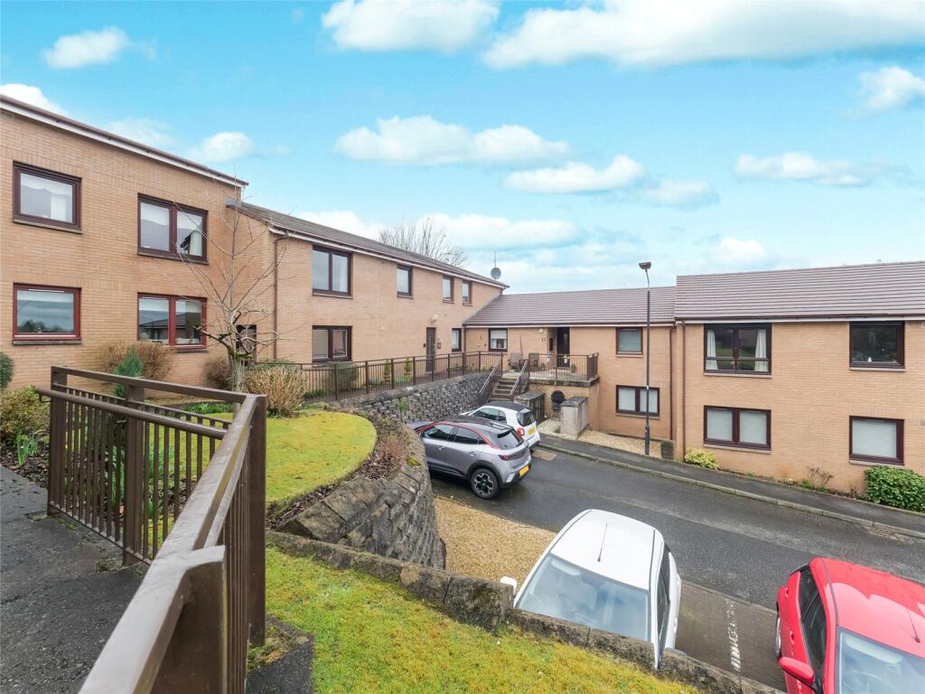 Main image of property: Westknowe Gardens, Rutherglen, Glasgow, South Lanarkshire, G73