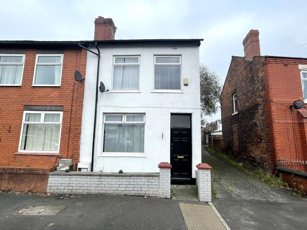 Main image of property: Warrington Road, Goose Green, Wigan, WN3 6QQ